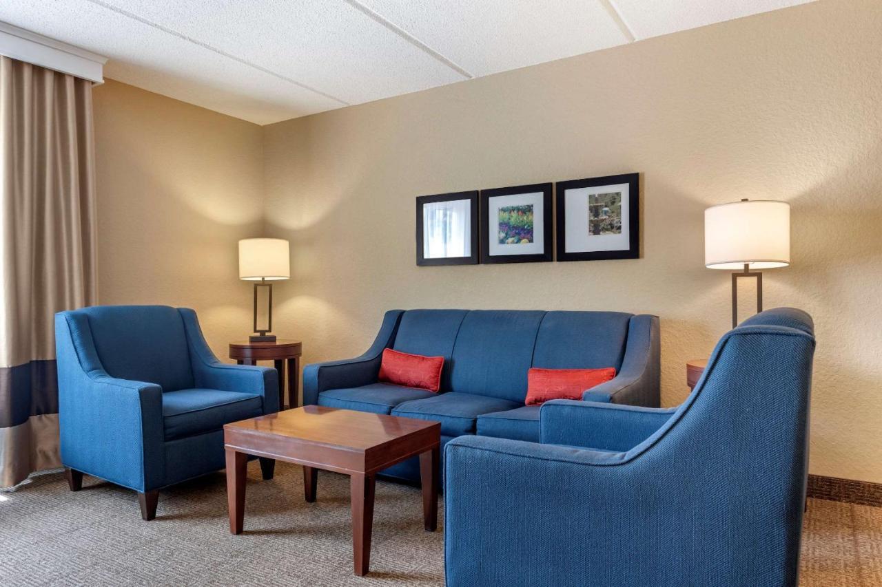 Comfort Inn & Suites Orlando North Sanford Extérieur photo