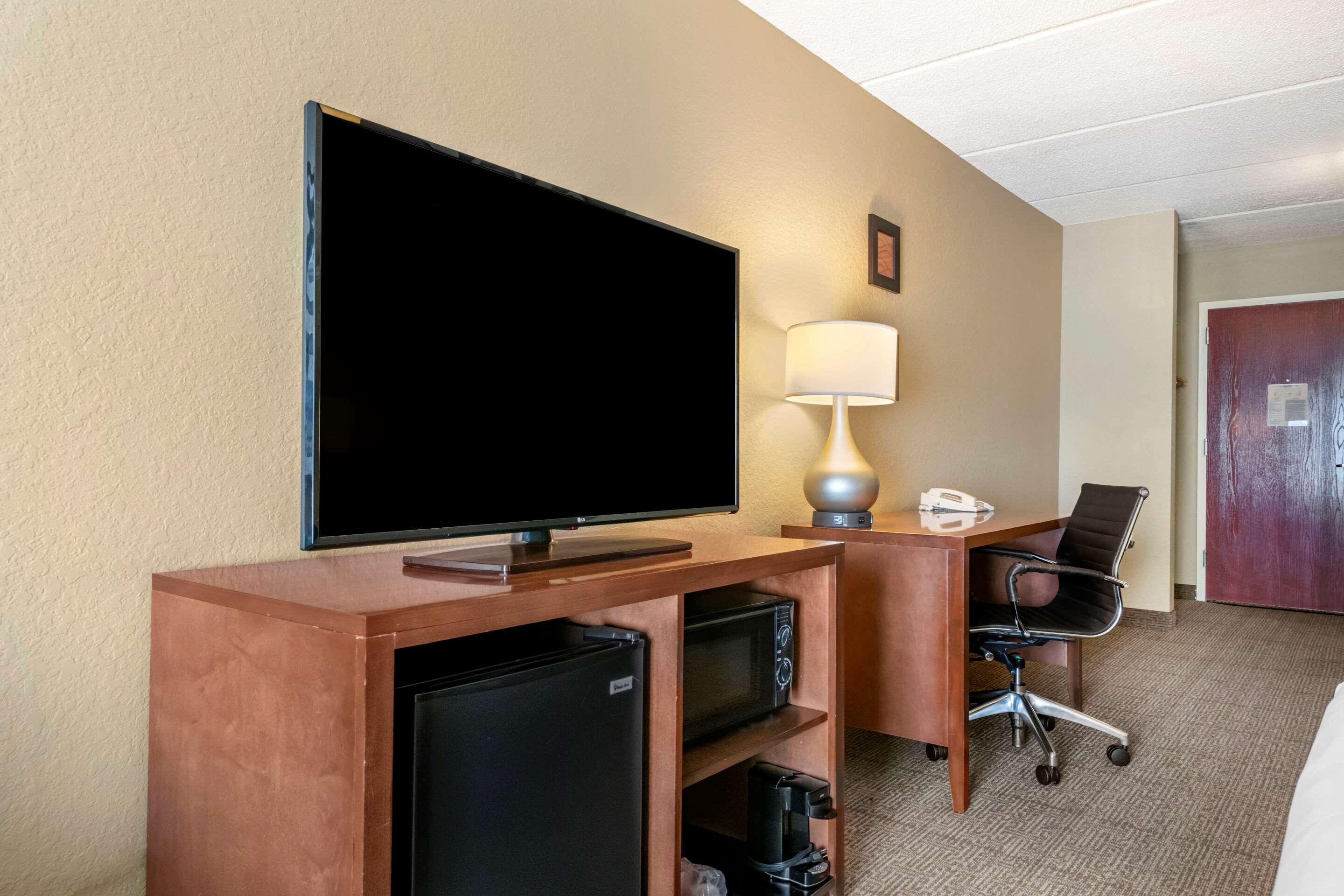 Comfort Inn & Suites Orlando North Sanford Extérieur photo