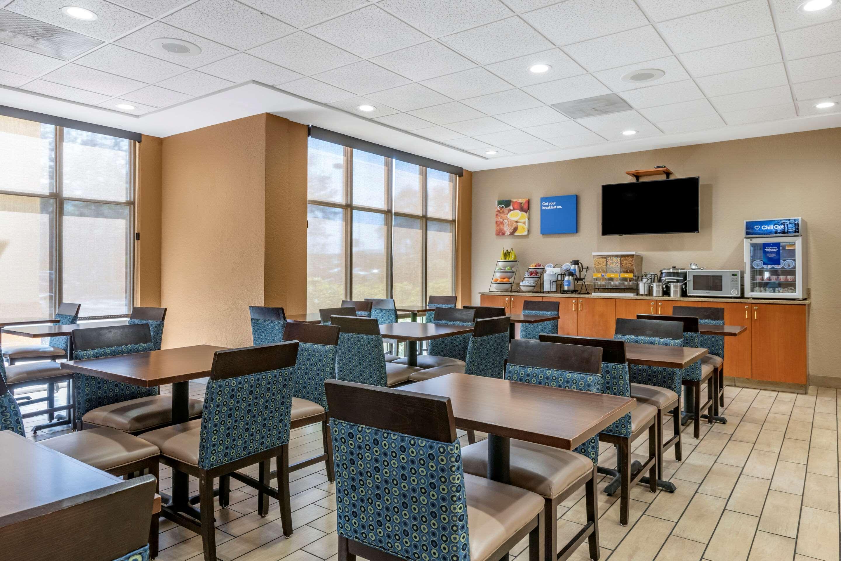 Comfort Inn & Suites Orlando North Sanford Extérieur photo