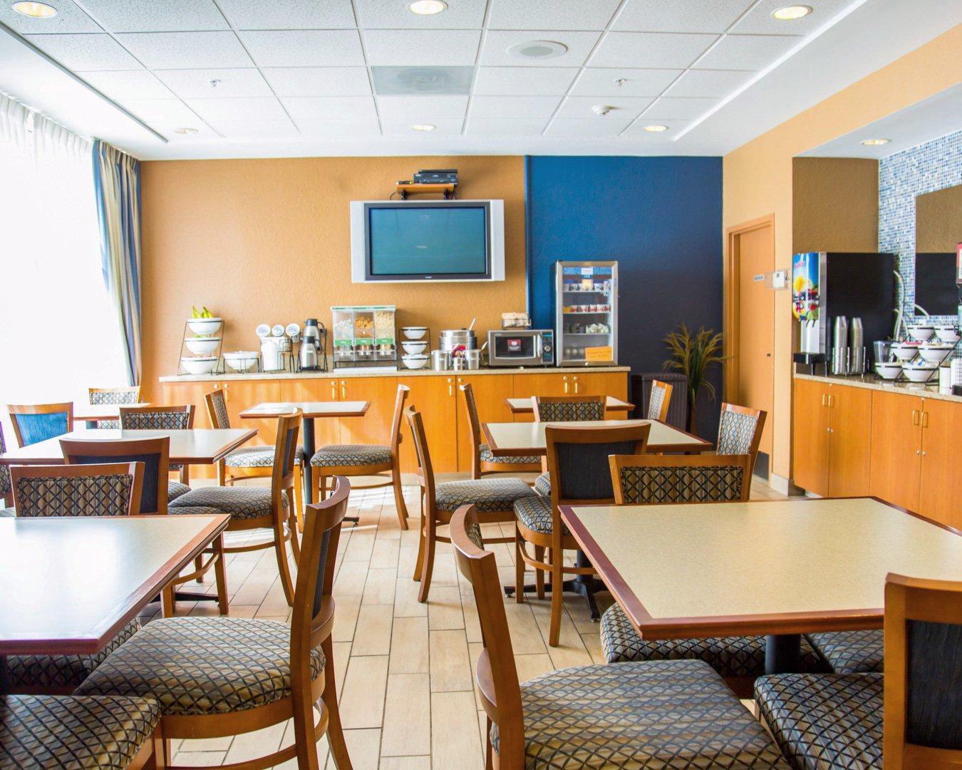 Comfort Inn & Suites Orlando North Sanford Extérieur photo