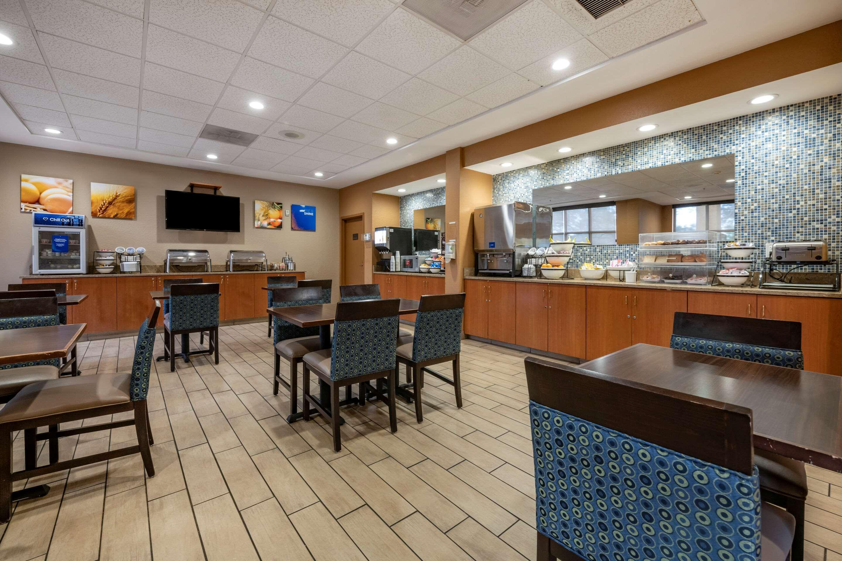 Comfort Inn & Suites Orlando North Sanford Extérieur photo