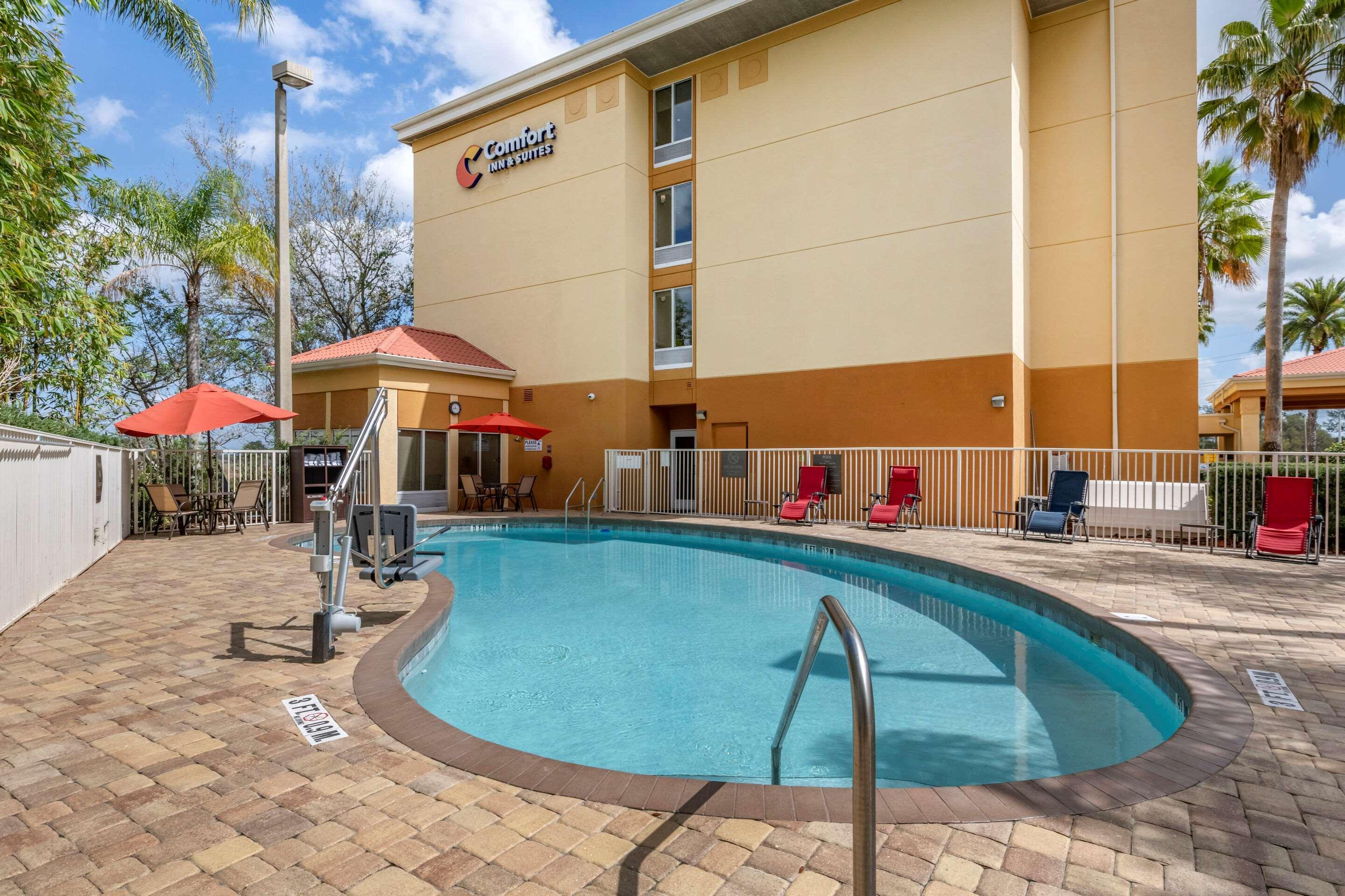 Comfort Inn & Suites Orlando North Sanford Extérieur photo