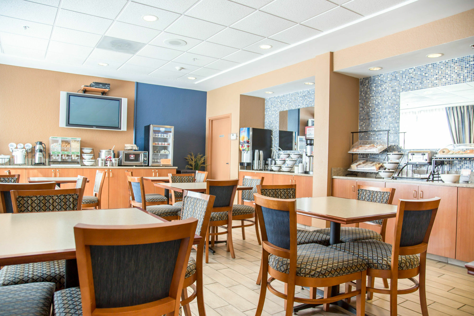Comfort Inn & Suites Orlando North Sanford Extérieur photo